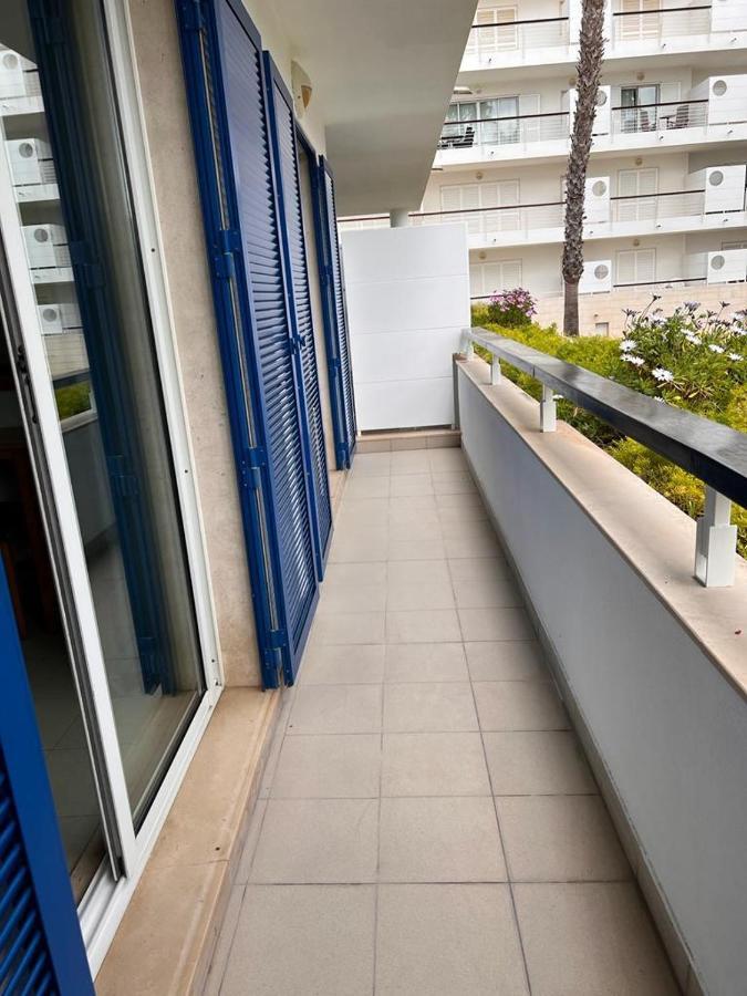Angies Marina Apartment, Includes 2 Free Passes For The Marina Pool لاغوس المظهر الخارجي الصورة