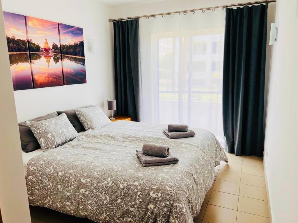 Angies Marina Apartment, Includes 2 Free Passes For The Marina Pool لاغوس المظهر الخارجي الصورة